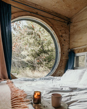 Load image into Gallery viewer, Toronto Cabin